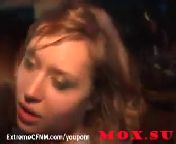 Девочки в клубе сильно перебрали и начали раздеваться